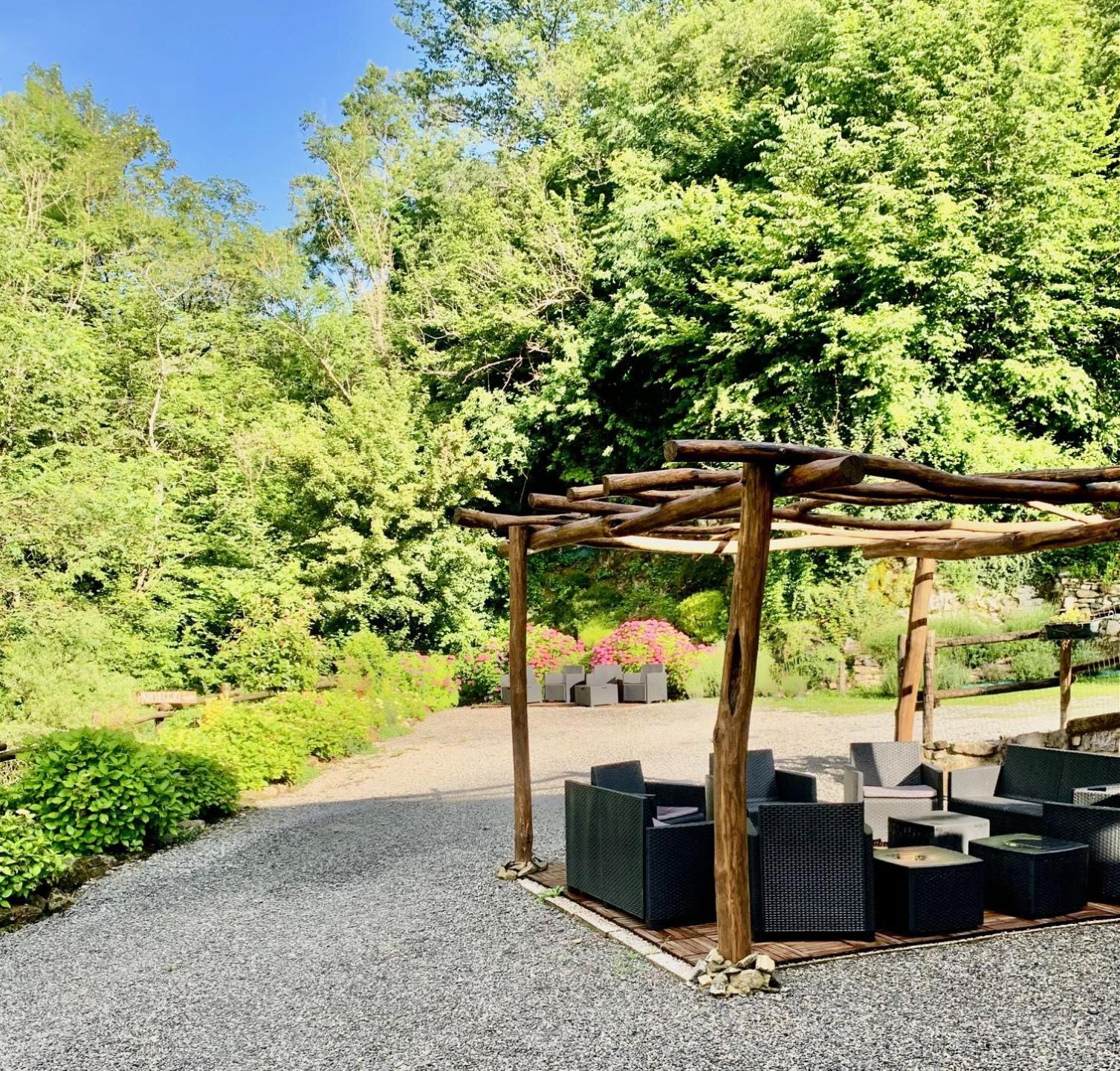 Agriturismo Il Talento Nella Quiete Castiglione dʼIntelvi Exterior foto