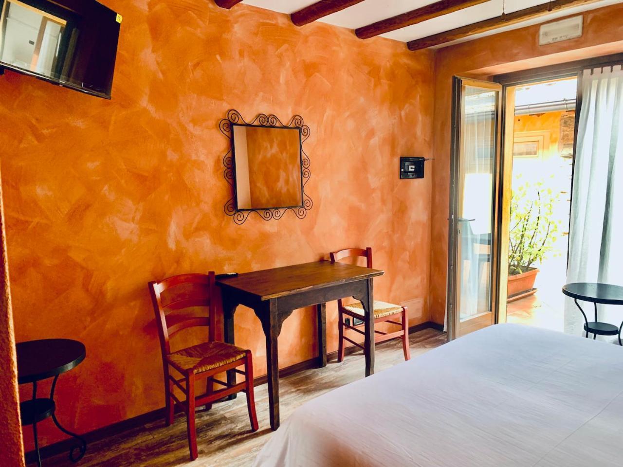 Agriturismo Il Talento Nella Quiete Castiglione dʼIntelvi Exterior foto