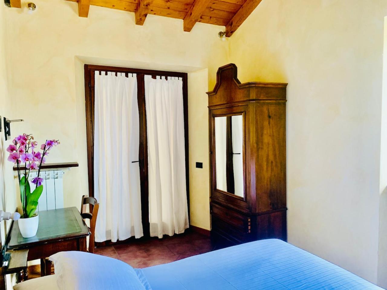 Agriturismo Il Talento Nella Quiete Castiglione dʼIntelvi Exterior foto